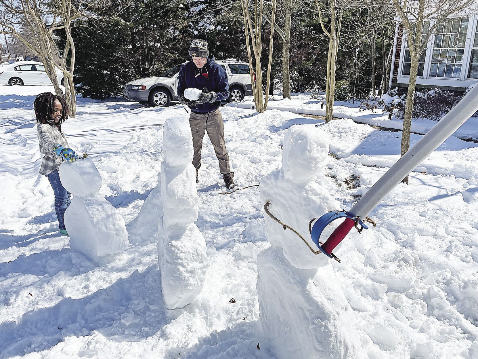 Snowmen galore